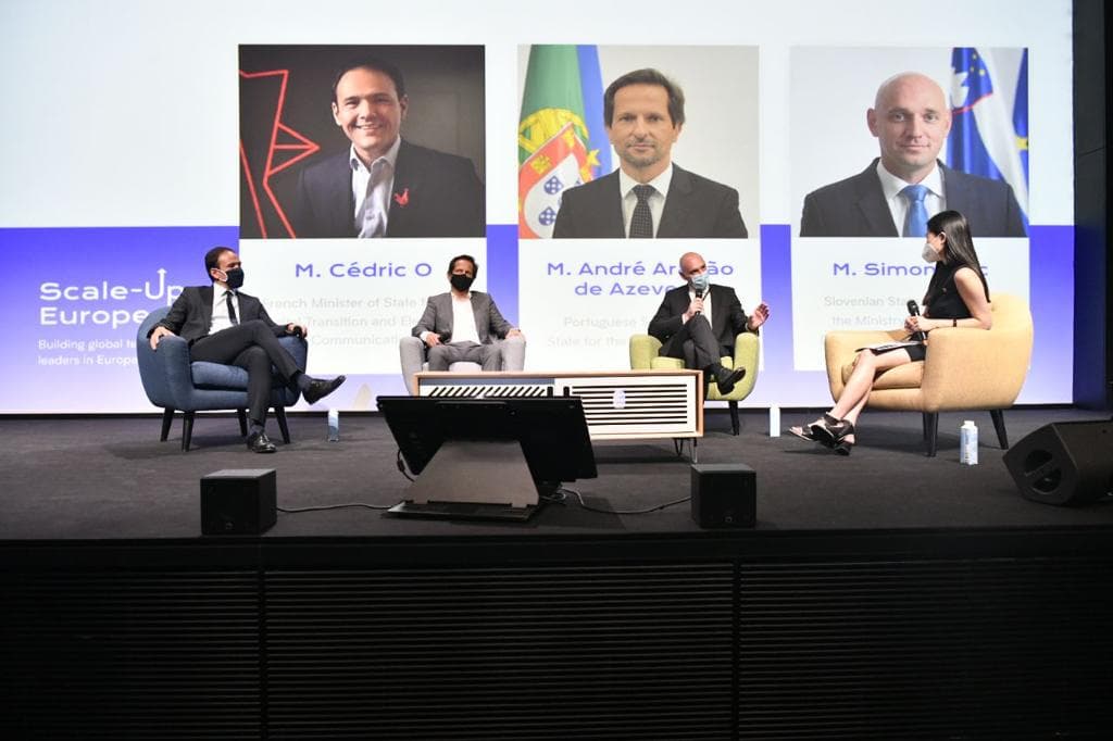 Members of Scale-Up Europe present their recommendations to the French President, Emmanuel Macron