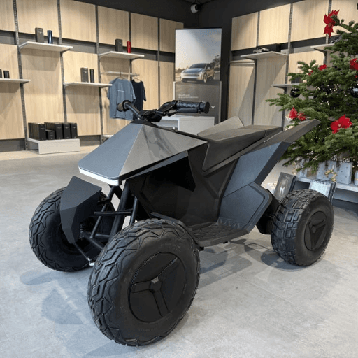 STATION F and La Devanture open a pop-up space on campus (with Tesla inside!)